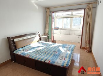 芝罘凤凰台二街小区，2室1厅房子出租(整租)，租金每月800元