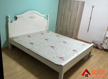 亭湖中海凯旋门(北区)，4室1厅房子出租(合租)，租金每月699元