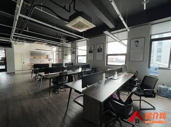 金华宏伟中心280m²写字楼出租，参考报价：5460元/月