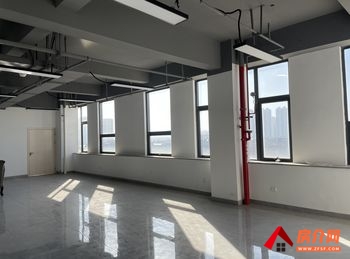 金华宏伟中心155m²写字楼出租，参考报价：3022.5元/月