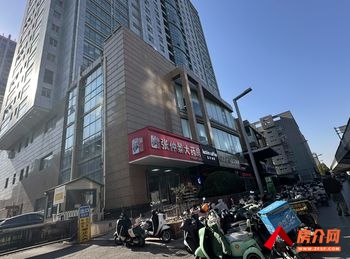金水农业路30m²商铺转让，参考报价：面议