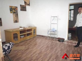 西秀新天地1区，2室1厅房子出租(整租)，租金每月700元