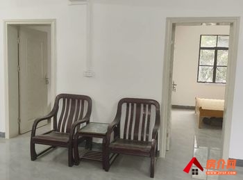 八步贺纸小区，3室2厅房子出租(整租)，租金每月950元