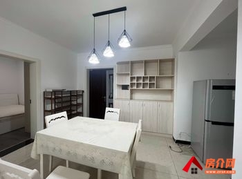 荆州区万达华府B区，2室2厅房子出租(整租)，租金每月2200元