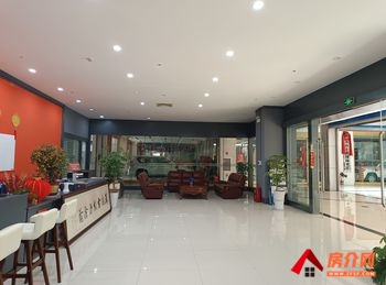 官渡巫家坝700m²商铺出租，参考报价：面议