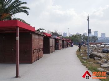 弥勒湖泉片区10m²商铺出租，参考报价：1440元/月