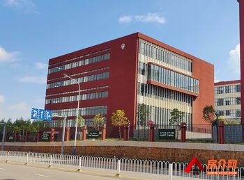 昆明官渡长水机场2000m²厂房出租，参考报价：面议
