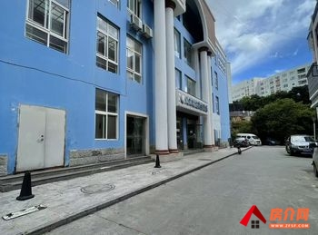 红河风尚精品商务酒店1380m²写字楼出售，参考报价：476万元