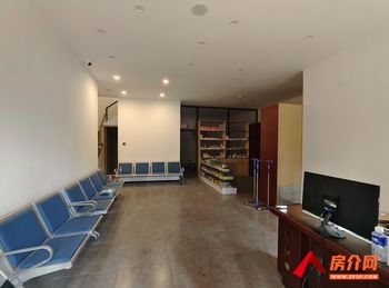 盘龙茨坝162m²商铺出租，参考报价：面议