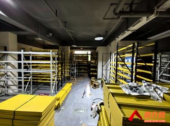 盘龙滨江俊园235m²商铺出租，参考报价：面议