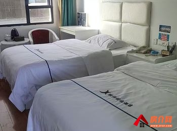 蒙自森林公园2074m²商铺转让，参考报价：面议