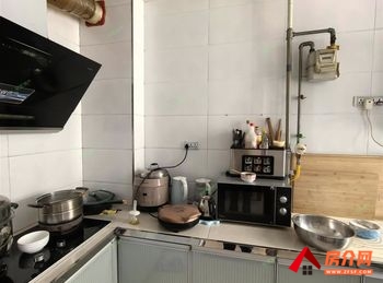 耀州华荣大厦，3室2厅二手房出售,报价：45万元