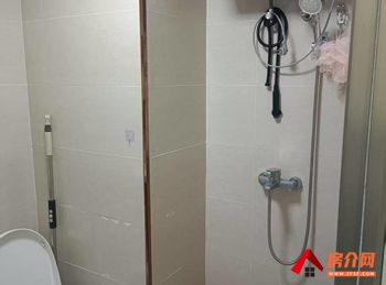 曾都大地国际中心，1室1厅房子出租(整租)，租金每月1400元