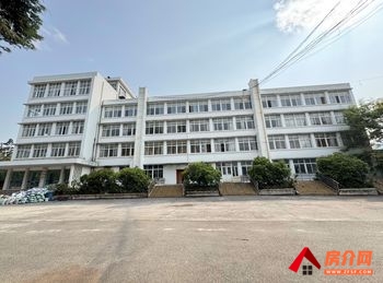 官渡新螺蛳湾10000m²厂房出租，参考报价：面议