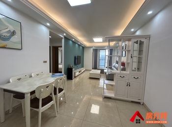 美宇白塔水街小区房屋出售，大竹美宇白塔水街，3室2厅，报价：32万元