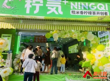 蒙自文澜镇72m²商铺转让，参考报价：面议