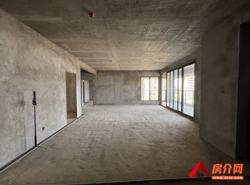 蒙自七彩滇南第壹城，4室2厅二手房出售,报价：149万元