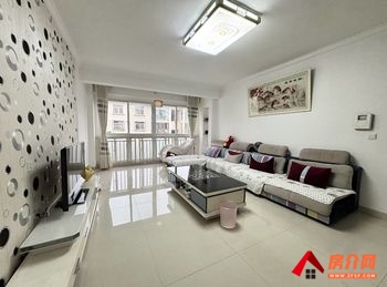 凤凰雅苑小区房屋出售，蒙自凤凰雅苑，3室2厅，报价：66万元