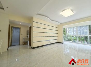 蒙自怡景花园，3室2厅二手房出售,报价：55.6万元