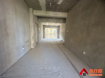 洲际华府小区房屋出售，红河蒙自洲际华府 3室2厅，报价：58.6万元