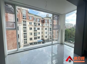 西山银德香榭丽园，3室2厅二手房出售,报价：125万元