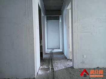 红河蒙自中梁拾光星图,4室2厅二手房出售,报价：59.8万元