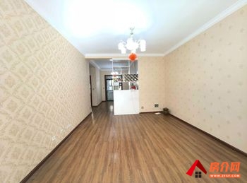 江东花城小区房屋出售，盘龙江东花城，2室2厅，报价：132万元