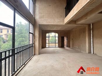 昆明安宁仁鼎金湖盛景(别墅),4室2厅别墅出售,报价：160万元