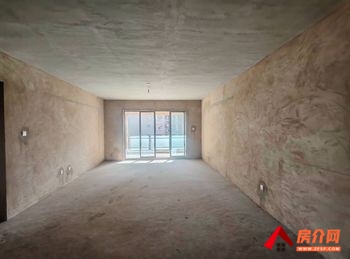 西南海O区小区房屋出售，昆明西山西南海O区,4室2厅，报价：172万元