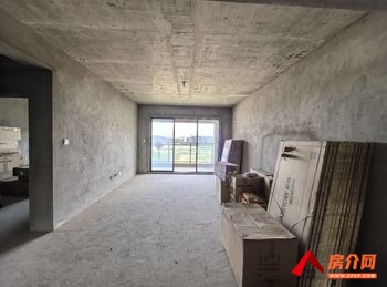 蒙自西湖1901，3室2厅二手房出售,报价：76.6万元