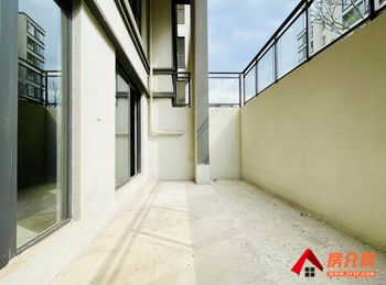 昆明呈贡金茂国际新城栀云苑,4室3厅二手房出售,报价：130万元