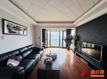 银海白沙郡小区房屋出售，盘龙银海白沙郡，3室2厅，报价：115万元