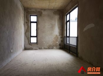 红河弥勒熙和悦府,4室2厅二手房出售,报价：138万元