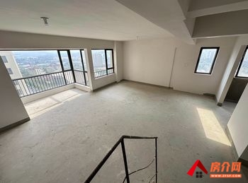 保利檀樾小区房屋出售，安宁保利檀樾，4室2厅，报价：120万元