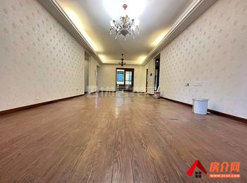 万科白沙润园小区房屋出售，昆明盘龙万科白沙润园,4室3厅，报价：200万元