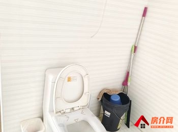 个旧金水湖畔，2室2厅二手房出售,报价：38.6万元