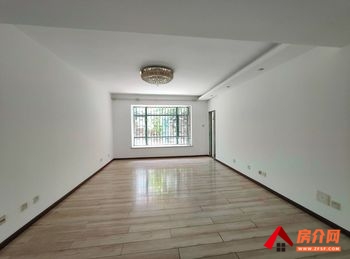 艾诗林根小区小区房屋出售，昆明盘龙艾诗林根小区,4室2厅，报价：180万元