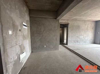 蒙自创泰一品，3室2厅二手房出售,报价：76万元