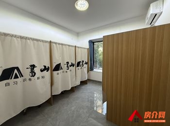 蒙自西湖1901，6室2厅房子出租(整租)，租金每月3000元