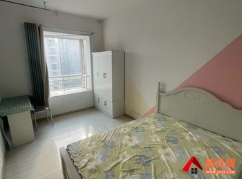云南映象(C区)小区房屋出租，盘龙云南映象(C区)，3室2厅房子出租(合租)，欢迎联系