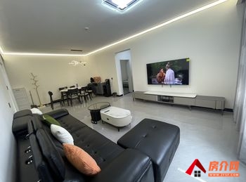 蒙自南湖荟，3室2厅房子出租(整租)，租金每月2400元