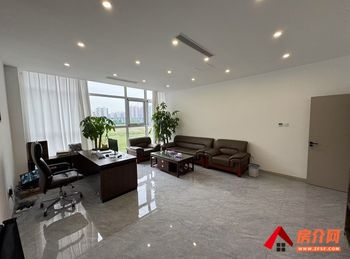唐山高新区软件园210m²写字楼出租，参考报价：6666元/月
