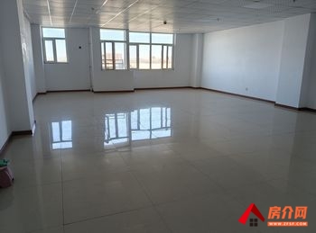 74m²写字楼出租，参考报价：面议
