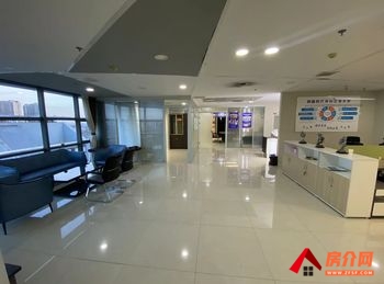 唐山新华贸中心200m²写字楼出租，参考报价：2760元/月