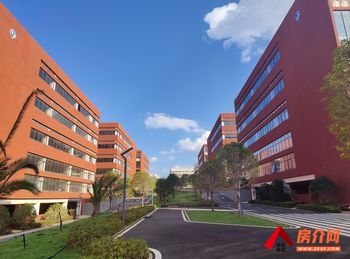 昆明官渡长水机场600m²厂房出售，参考报价：210万元