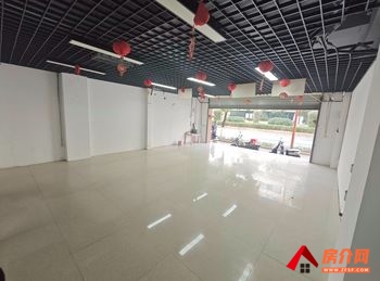 西山滇池路片区80m²商铺出租，参考报价：5500元/月