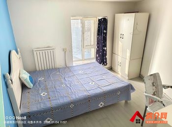 新市蓝调晶典，5室1厅房子出租(合租)，租金每月500元