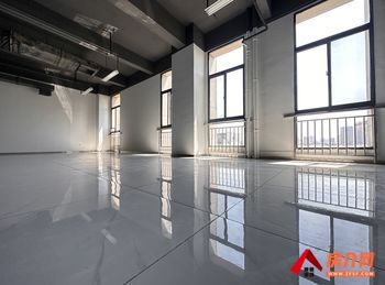 290m²写字楼出租，参考报价：面议