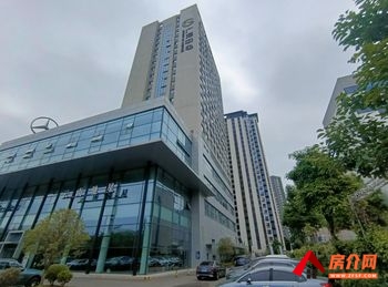 昆明广泽中心 >980m²写字楼出售，参考报价：471万元