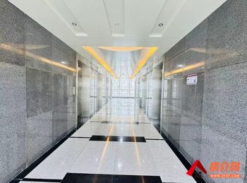 昆明和谐广场 >512m²写字楼出租，参考报价：面议